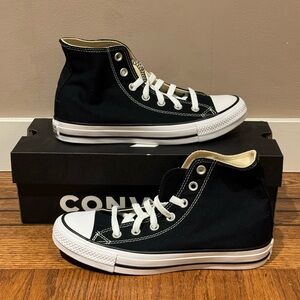 BNIB Converse All Star High Tops - Women’s US 7.5